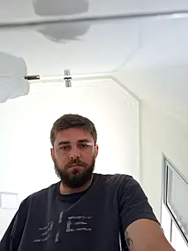 Snapshot of Dat1994 chatting on 16, 12, 2025 Dat1994 online show from 16, 12, 2025