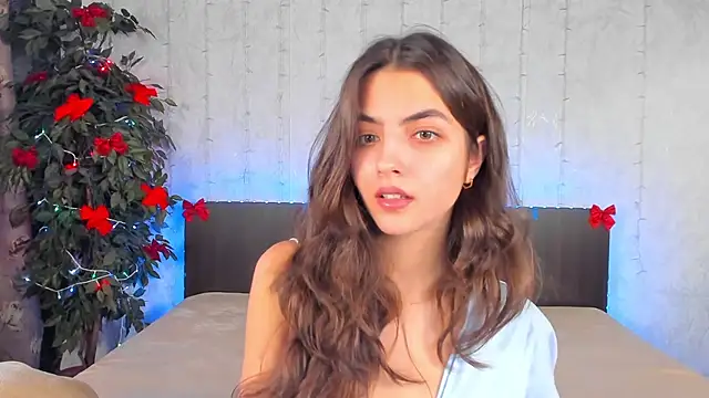 Milana Crystal  online show from 30, 12, 2024