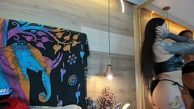 Snapshot of Cori_Paige chatting on 5, 11, 2025 Cori Paige online show from 5, 11, 2025