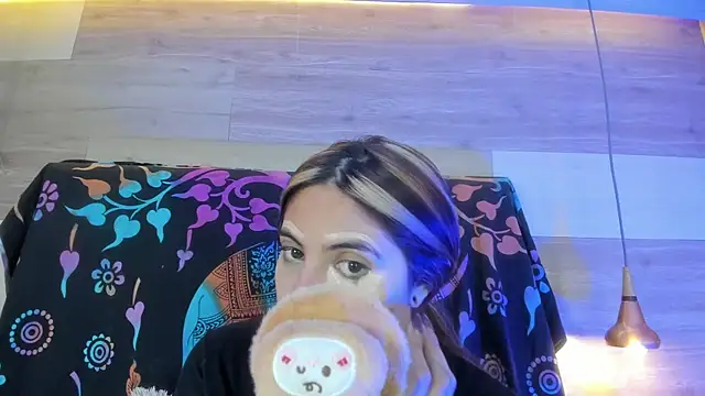 Cori Paige online show from 14, 4, 2026