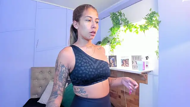 Snapshot of Georgina-coule chatting on 18, 3, 2026 Georgina-coule online show from 18, 3, 2026