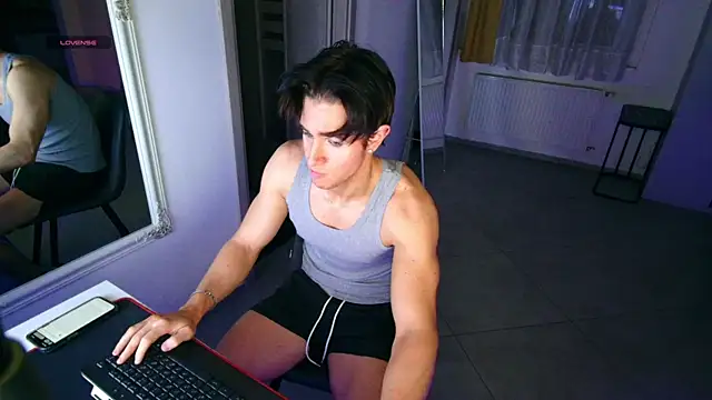 Snapshot of ChristianLevine_ chatting on 19, 4, 2026 ChristianLevine online show from 19, 4, 2026