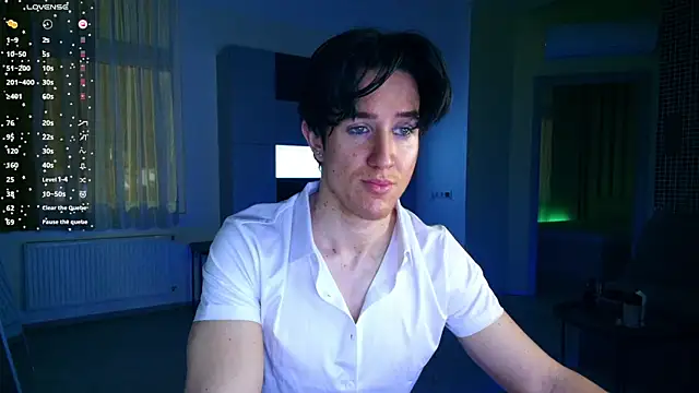 Snapshot of ChristianLevine_ chatting on 8, 5, 2026 ChristianLevine online show from 8, 5, 2026