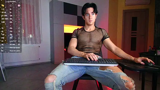 Snapshot of ChristianLevine_ chatting on 12, 5, 2026 ChristianLevine online show from 12, 5, 2026