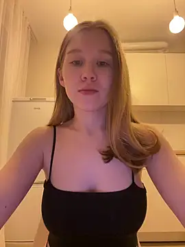 Snapshot of Eva_Weyne chatting on 4, 2, 2026 Eva Weyne online show from 4, 2, 2026