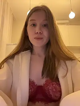 Snapshot of Eva_Weyne chatting on 14, 2, 2026 Eva Weyne online show from 14, 2, 2026