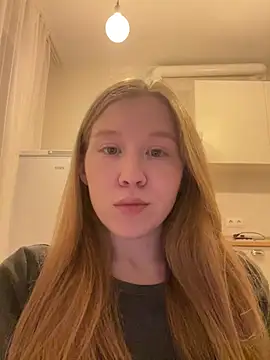 Snapshot of Eva_Weyne chatting on 2, 3, 2026 Eva Weyne online show from 2, 3, 2026