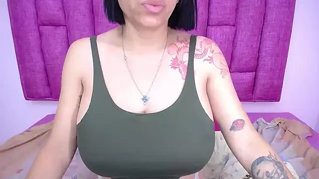 LindaKardi online show from 16, 9, 2025