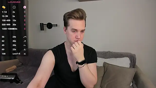 Snapshot of AustinButler chatting on 28, 12, 2024 AustinButler online show from 28, 12, 2024