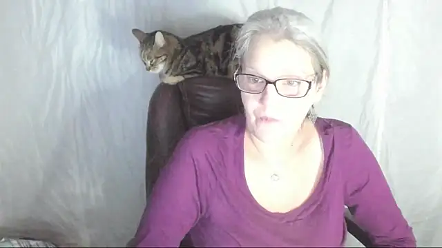 irinamaux online show from 7, 3, 2025