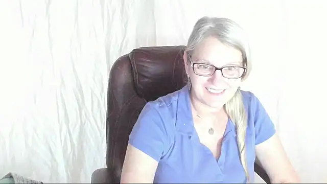 irinamaux online show from 8, 3, 2025