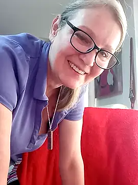 irinamaux online show from 17, 2, 2026