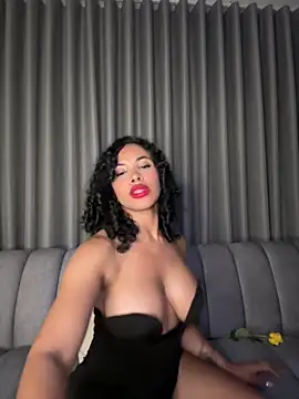 Snapshot of Brunettexio chatting on 7, 3, 2025 Brunettexio online show from 7, 3, 2025