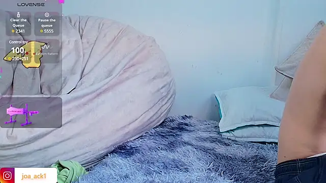 Levii Ackermann online show from 9, 3, 2025