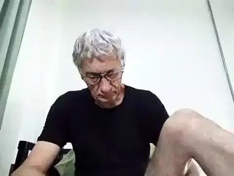 BIGUNCUTHARDCOCK online show from 15, 3, 2025