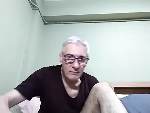 BIGUNCUTHARDCOCK online show from 9, 10, 2025