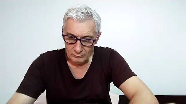 BIGUNCUTHARDCOCK online show from 4, 4, 2026