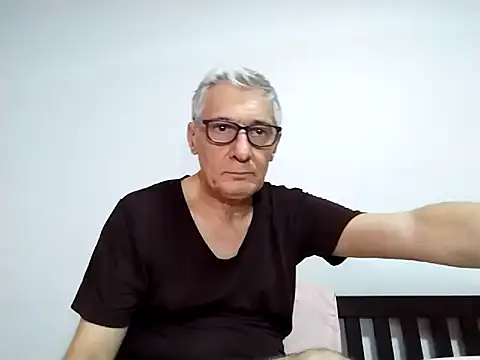 BIGUNCUTHARDCOCK online show from 8, 4, 2026