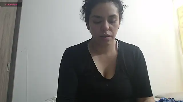Snapshot of Anne_purple chatting on 21, 3, 2025 Anne purple online show from 21, 3, 2025