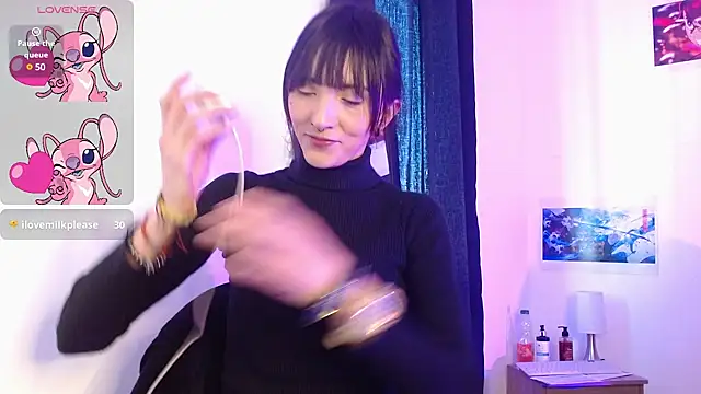 Sakura and yuki online show from 20, 1, 2025