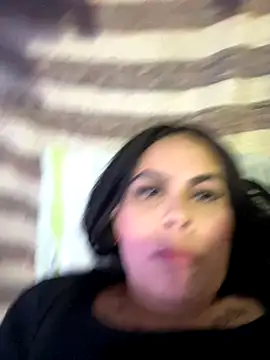 Julieta Coopeer  online show from 27, 9, 2025