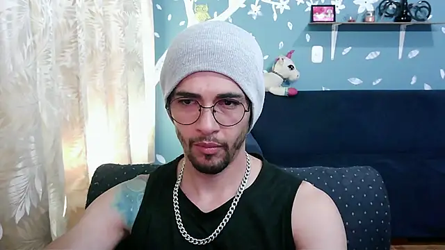 Snapshot of ponzothc chatting on 3, 10, 2025 ponzothc online show from 3, 10, 2025