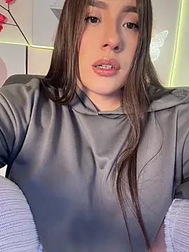 Snapshot of Linaa_morris chatting on 24, 6, 2026 Linaa morris online show from 24, 6, 2026