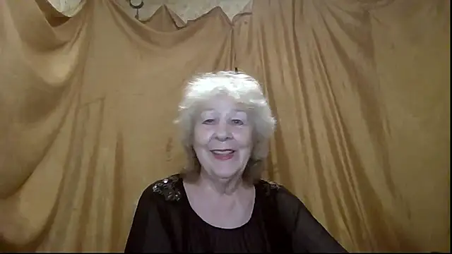 Snapshot of _Estelitta_5 chatting on 19, 5, 2026 Estelitta 5 online show from 19, 5, 2026