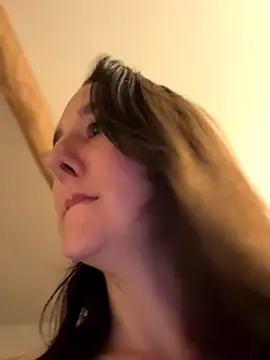 Snapshot of _Juliette chatting on 30, 10, 2025 Juliette online show from 30, 10, 2025