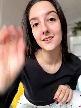 Snapshot of _Juliette chatting on 19, 11, 2025 Juliette online show from 19, 11, 2025