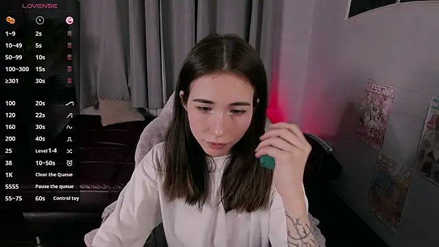 Snapshot of ashleyro1 chatting on 10, 11, 2025 ashleyro1 online show from 10, 11, 2025