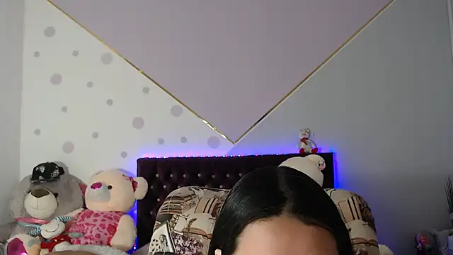 Lorenahot 06 online show from 8, 9, 2025