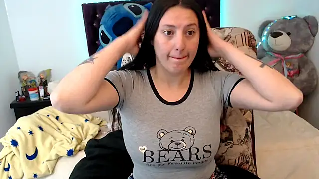 Snapshot of Lorenahot_06 chatting on 15, 7, 2026 Lorenahot 06 online show from 15, 7, 2026