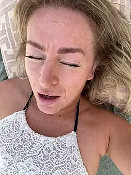 ChristyAdair online show from 9, 3, 2025