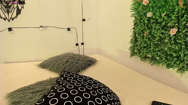 Tomy Rox online show from 3, 3, 2025