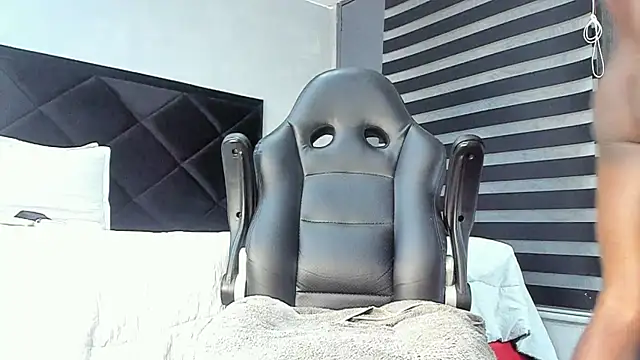 Dancelwashington online show from 13, 2, 2025