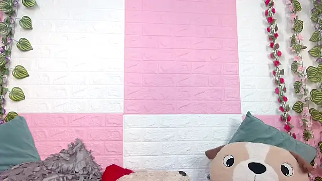 AnyaFloyd69 online show from 27, 2, 2025