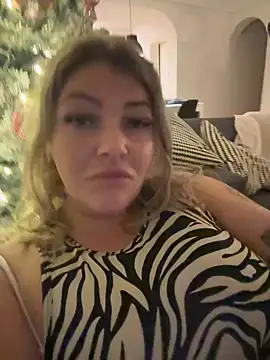 Snapshot of GabyHofstede chatting on 18, 12, 2024 GabyHofstede online show from 18, 12, 2024