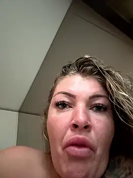 Snapshot of GabyHofstede chatting on 11, 1, 2026 GabyHofstede online show from 11, 1, 2026