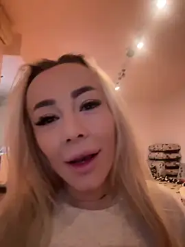 Snapshot of FrancescaMcGray chatting on 16, 2, 2025 FrancescaMcGray online show from 16, 2, 2025