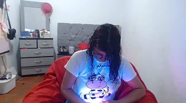 Ainhoa-hot online show from 27, 2, 2025