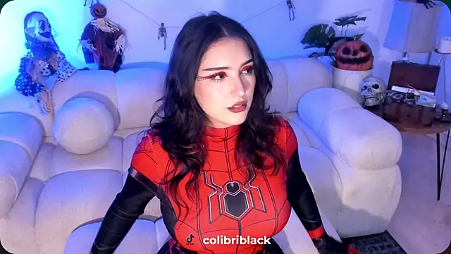 freya bella  online show from 17, 10, 2025