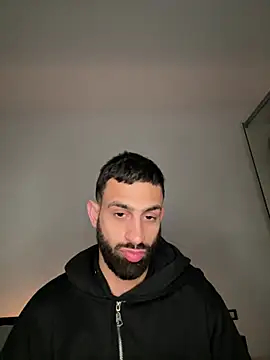hugoprada online show from 21, 1, 2025
