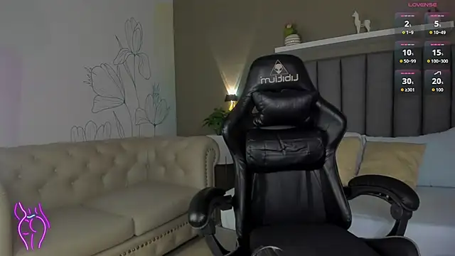 atenea jones online show from 18, 4, 2026