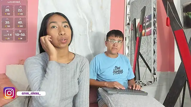 Snapshot of aron_alexa chatting on 8, 2, 2025 aron alexa online show from 8, 2, 2025