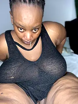 Snapshot of MsWhiteChocolatte chatting on 27, 11, 2025 MsWhiteChocolatte online show from 27, 11, 2025