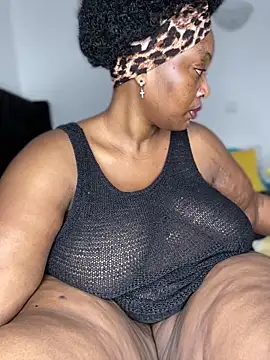 MsWhiteChocolatte online show from 4, 4, 2026