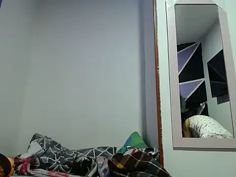 Laura martin  online show from 28, 3, 2026