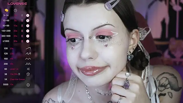 prettybones online show from 1, 1, 2025