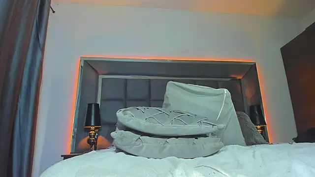 Snapshot of Emmilysantibanez chatting on 5, 12, 2024 Emmilysantibanez online show from 5, 12, 2024